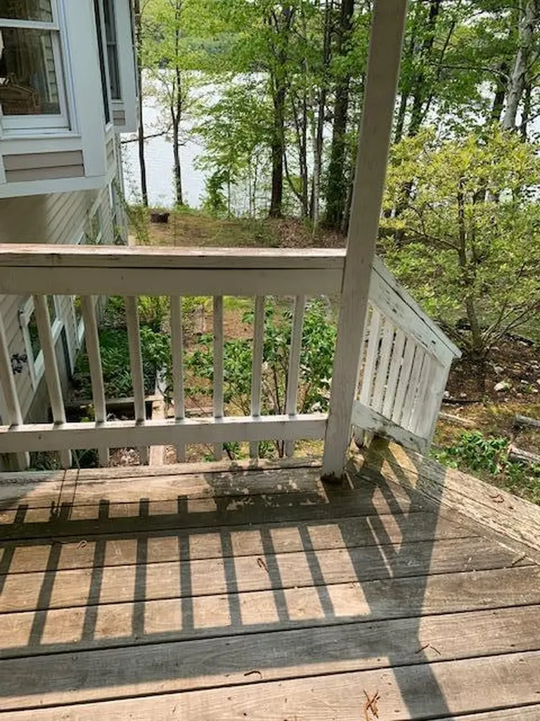 27 Swans Road Raymond ME 04071