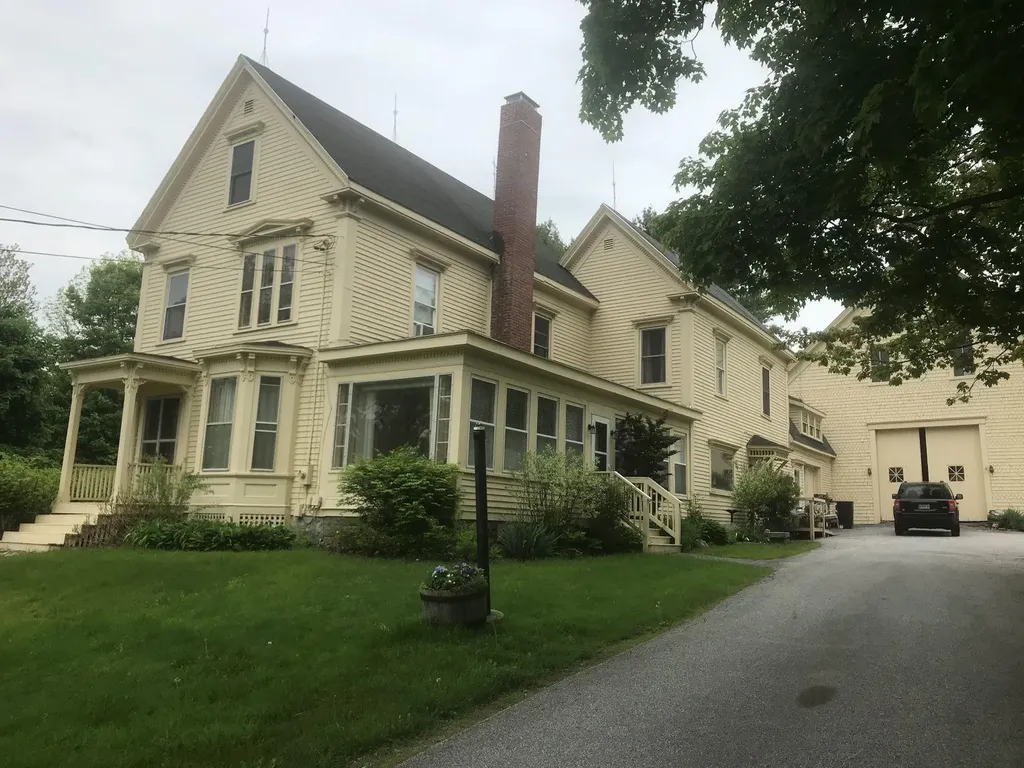 213 Roosevelt Trail Windham ME 04062