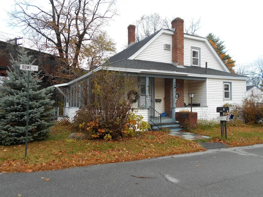 2 Rowe Lane Fairfield ME 04937