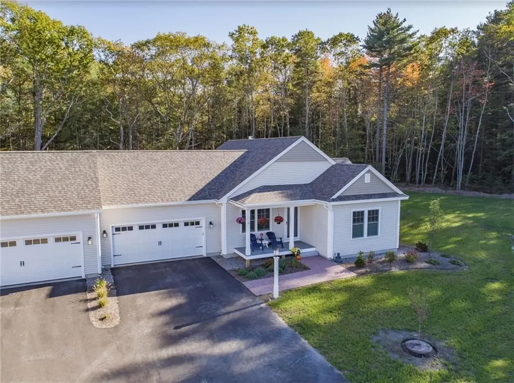 3 Glos Way Cape Elizabeth ME 04107