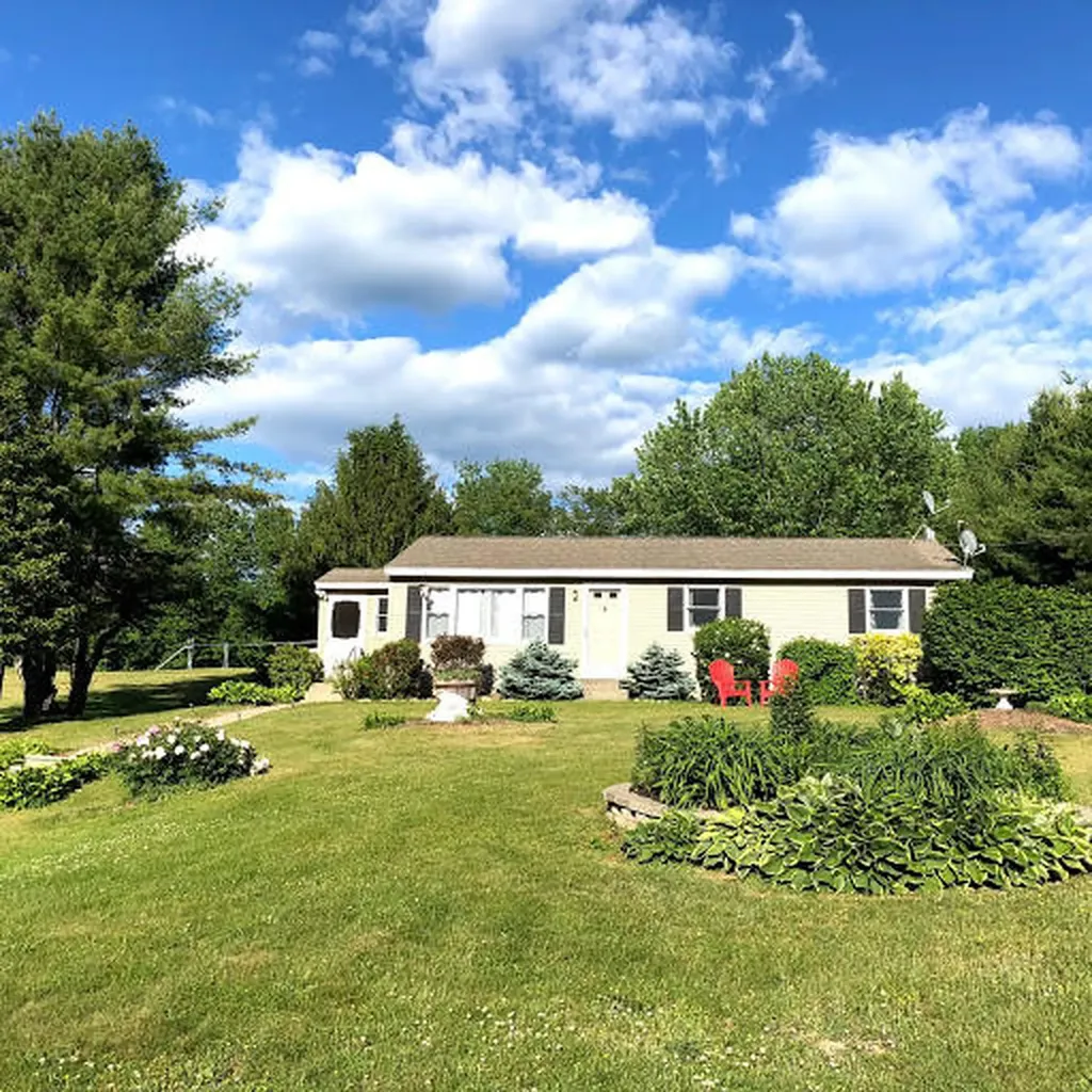 78 Smith Road Hallowell ME 04347