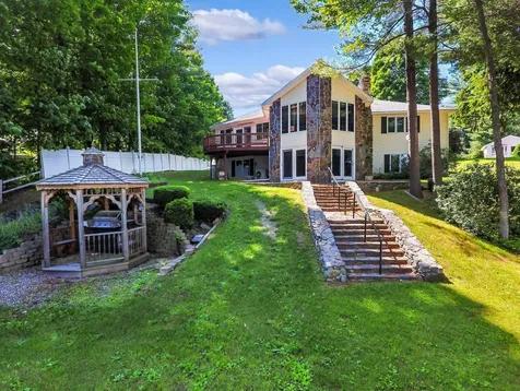 44 Henry Lane Winthrop ME 04364