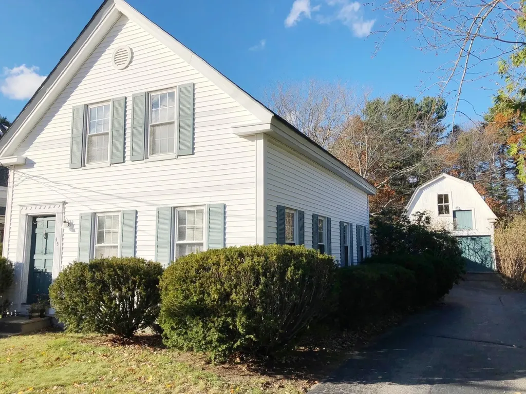 45 High Street Kennebunk ME 04043