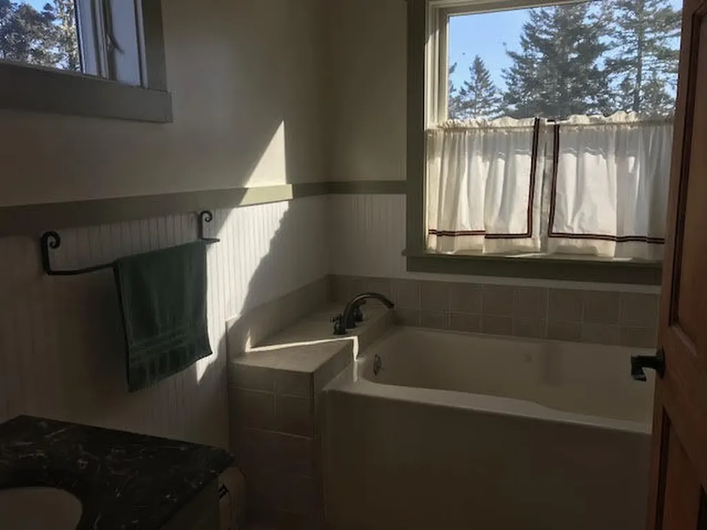 7 Sunset Drive Eastport ME 04631