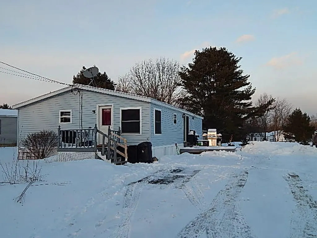 17 Shepherd Drive Bangor ME 04401