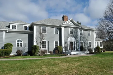 10 Northern Avenue Hampden ME 04444