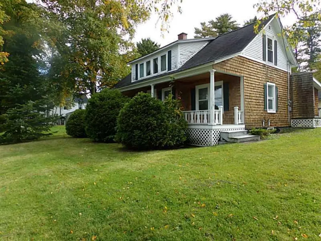 109 Poplar Street Van Buren ME 04785