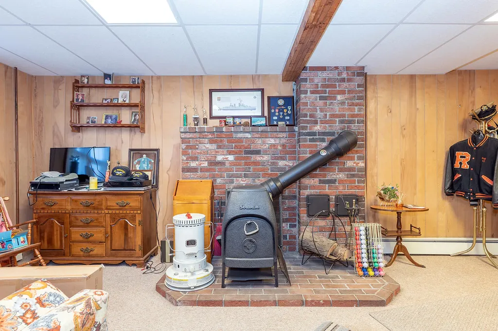 773 Commercial Street Rockport ME 04856