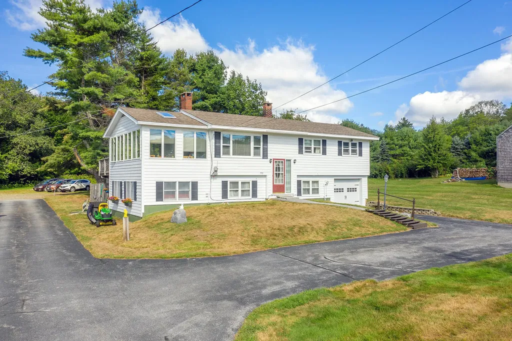 773 Commercial Street Rockport ME 04856