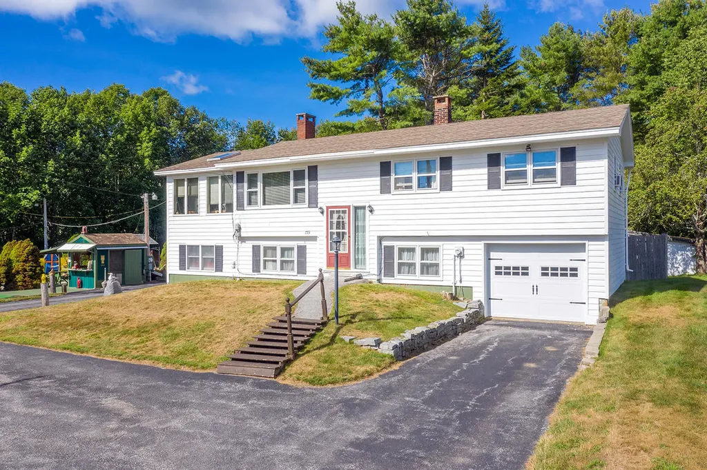 773 Commercial Street Rockport ME 04856