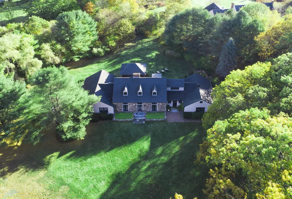 20 Waites Landing Road Falmouth ME 04105