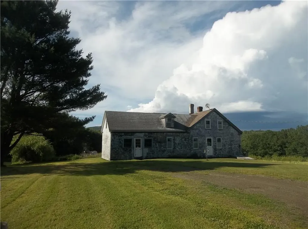 361 Hawes Bridge Road Prospect ME 04981