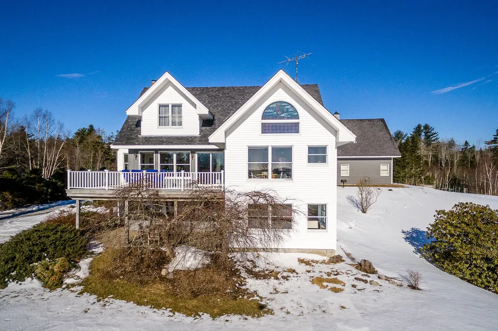 671 Pleasant Point Road Cushing ME 04563