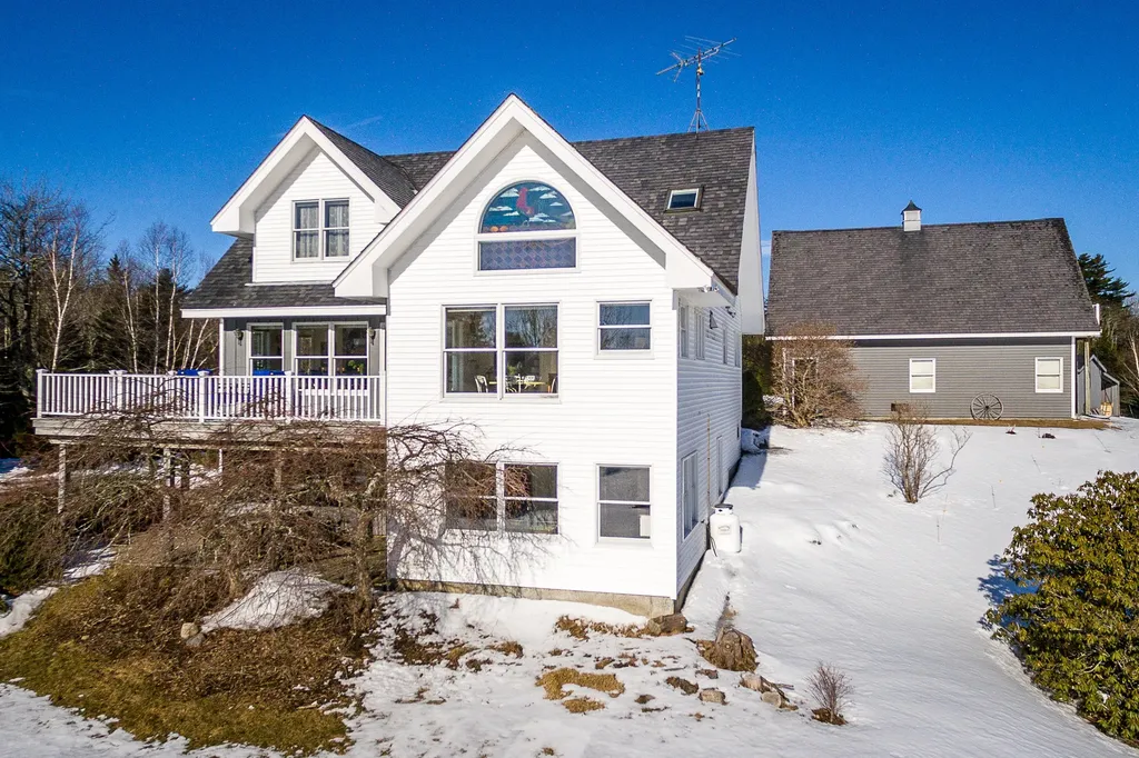 671 Pleasant Point Road Cushing ME 04563