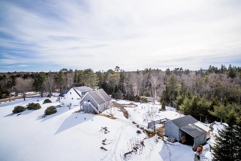 671 Pleasant Point Road Cushing ME 04563