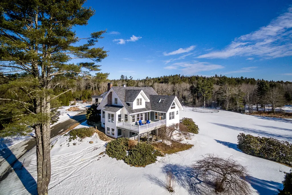 671 Pleasant Point Road Cushing ME 04563