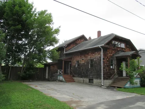 16 Stewart Street Lewiston ME 04240