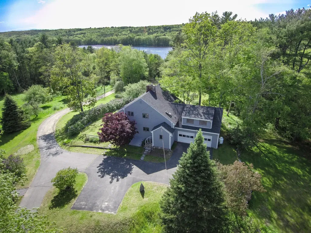 270 Cedar Grove Road Dresden ME 04342