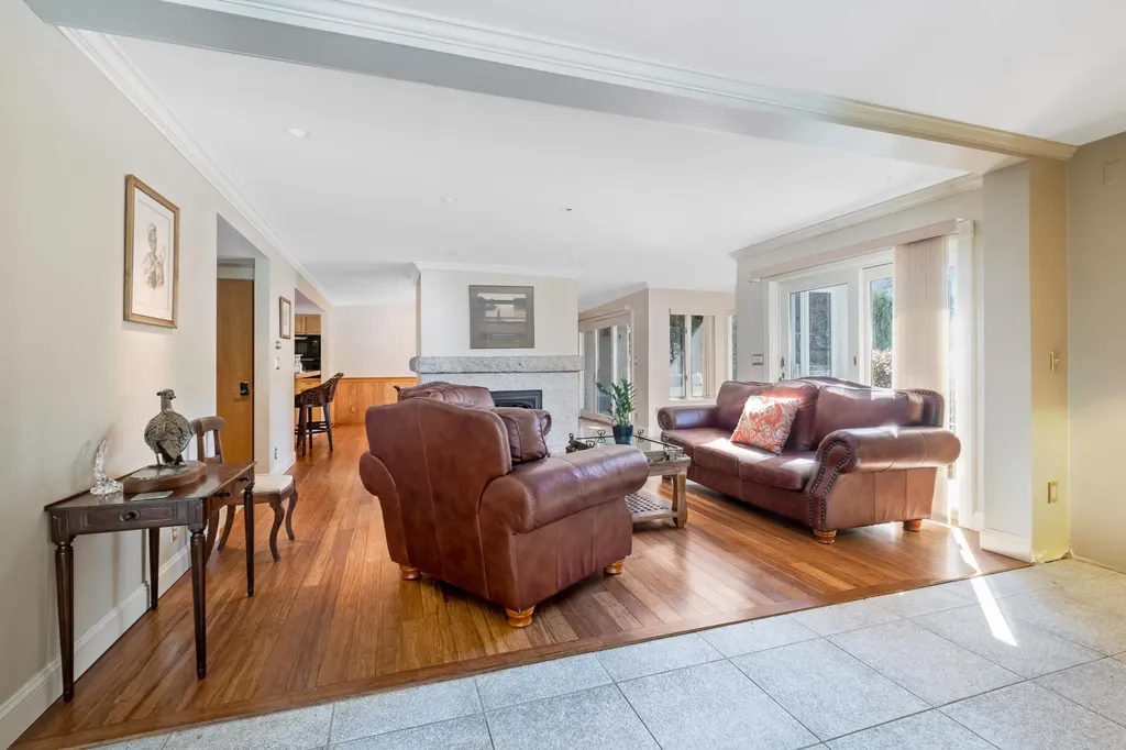 15 Eastward Rockport ME 04856