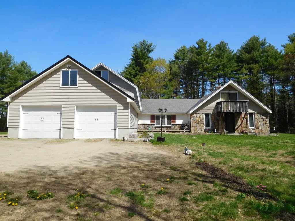 297 West Road Bowdoin ME 04287