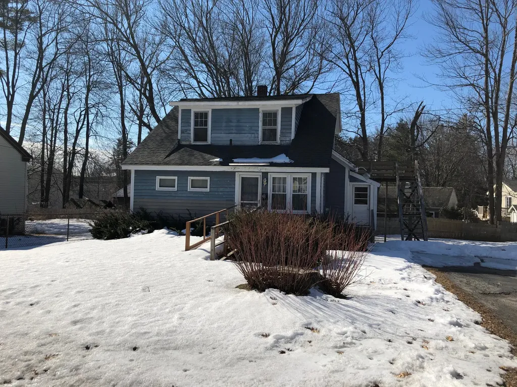 155 Woodlawn Avenue Portland ME 04103