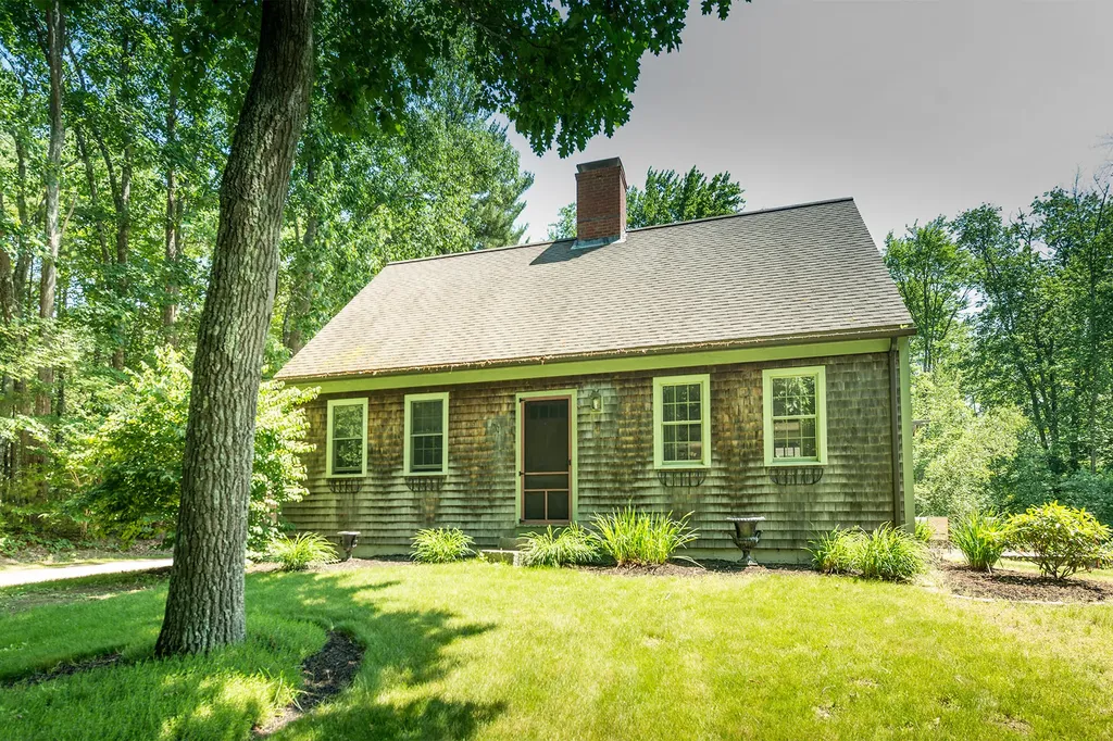 40 Houde Road Eliot ME 03903