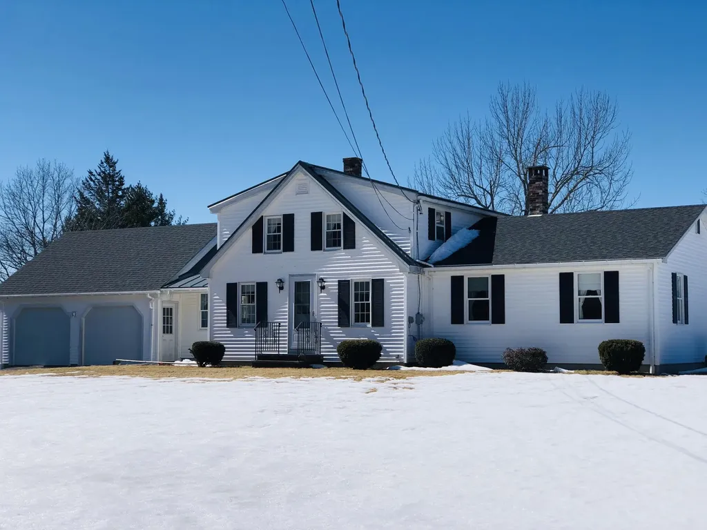 348 Carl Bailey Road Bristol ME 04539