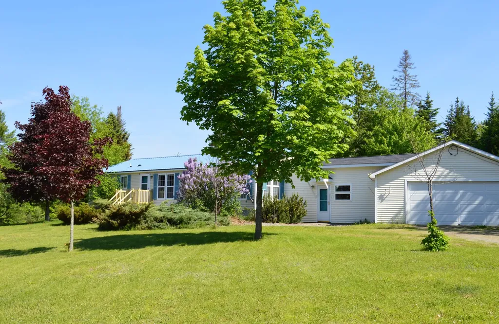 594 North Road Dixmont ME 04932