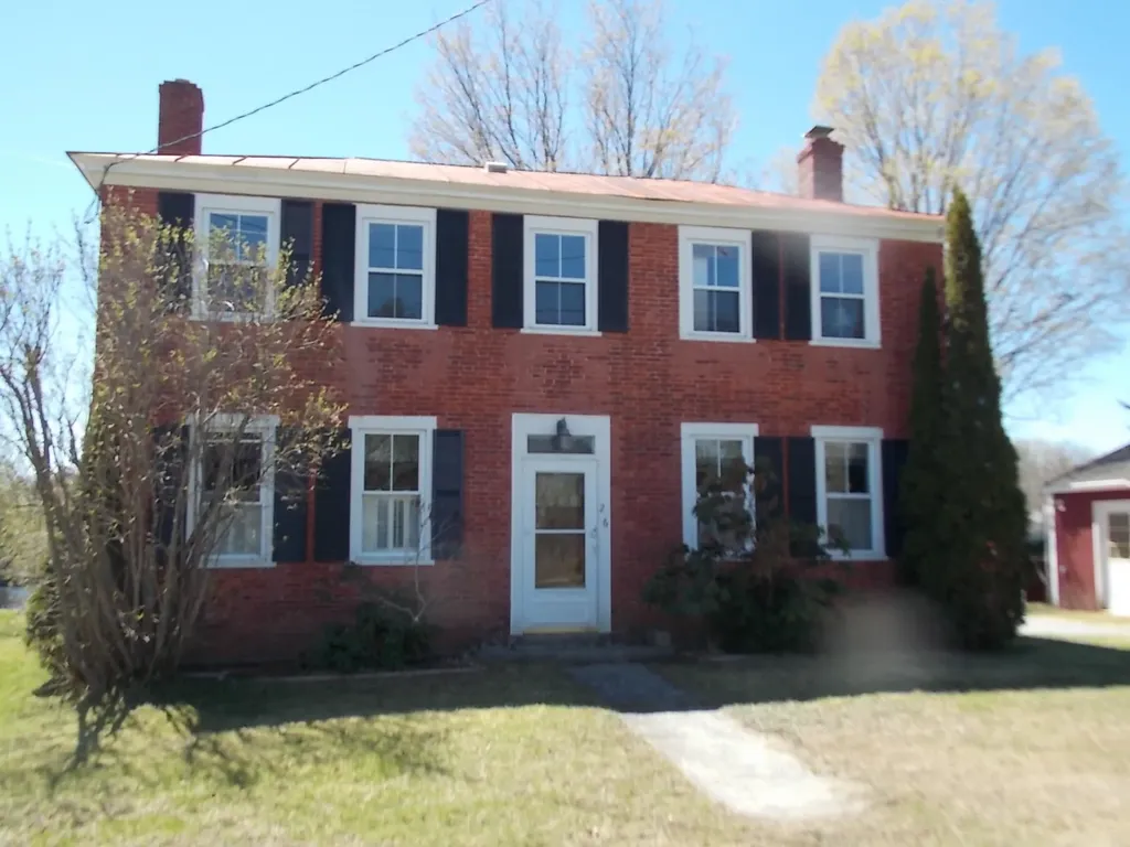 29 River Road Norridgewock ME 04957