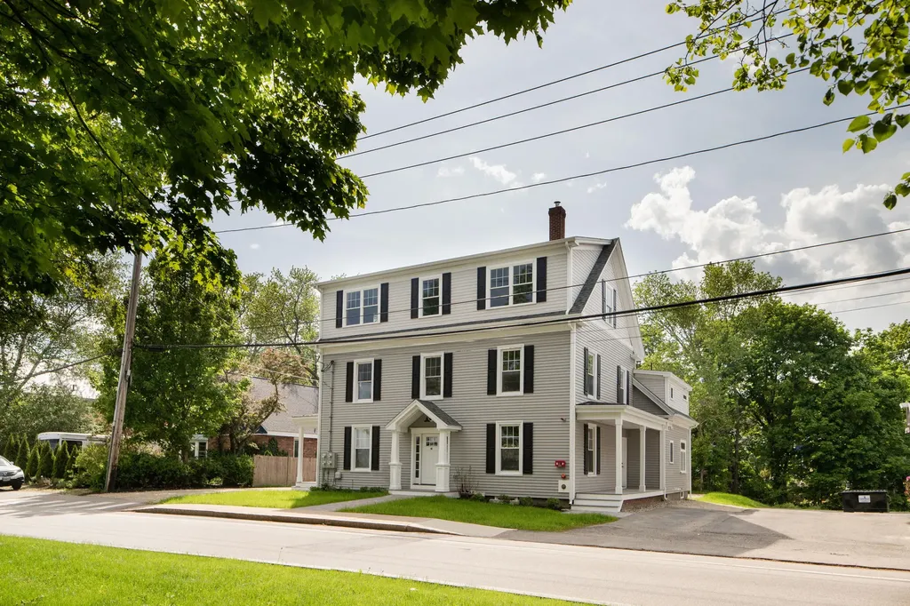 14 Newmarch Street Kittery ME 03904