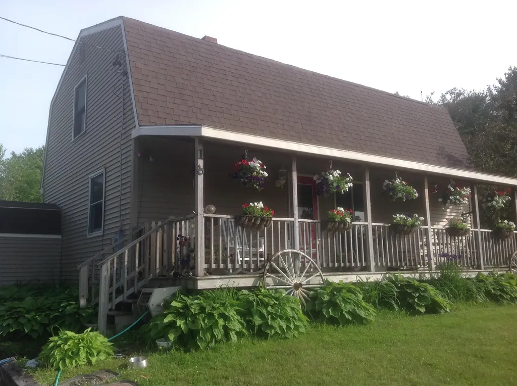 182 W Franklin Road Franklin ME 04634
