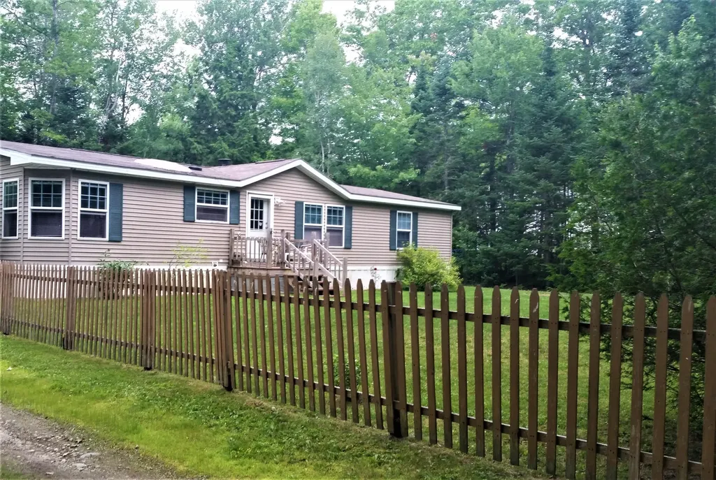 682 New England Road Searsmont ME 04973