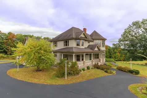 11 Rollinghill Road Casco ME 04015