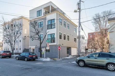 8 Hill Street Portland ME 04102