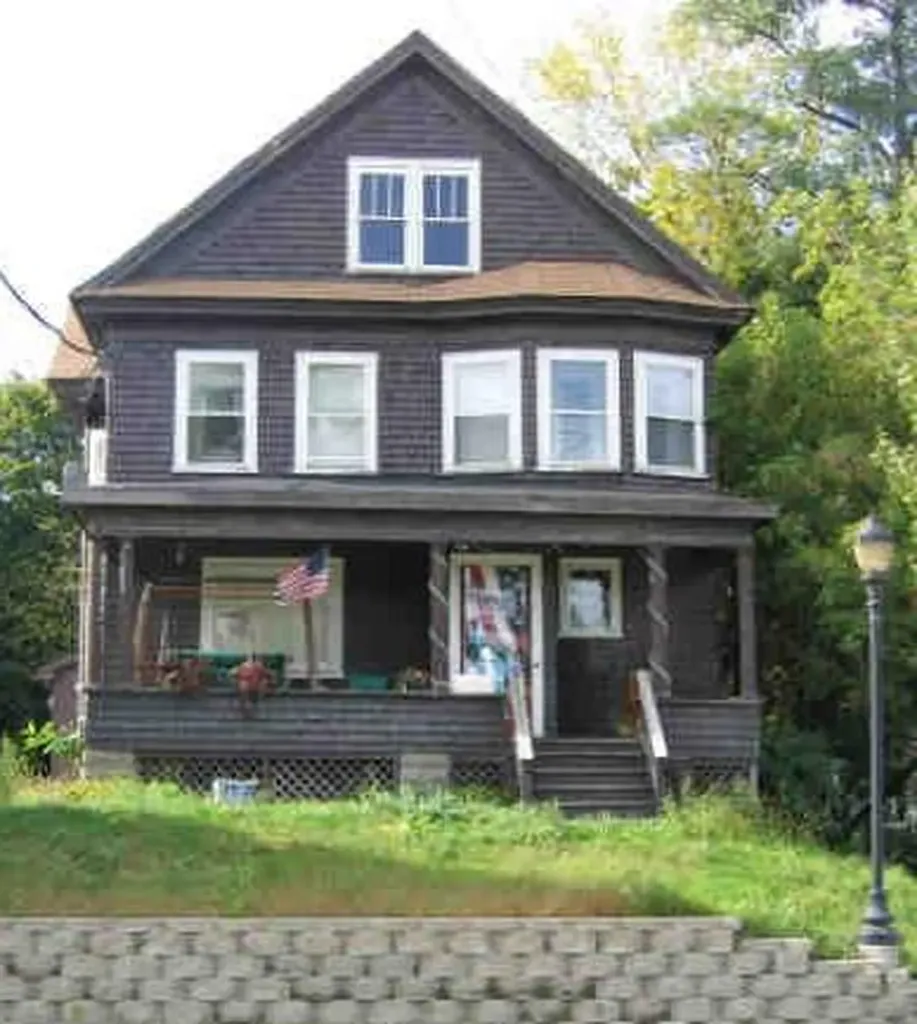 74 Bangor Street Augusta ME 04330