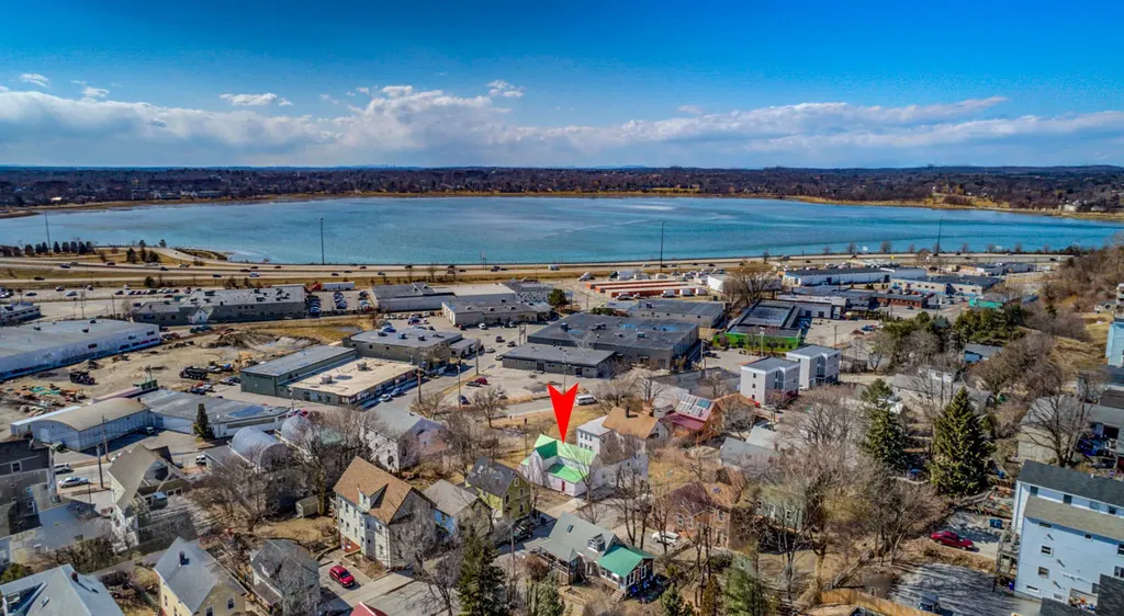 34 Hammond Street Portland ME 04101
