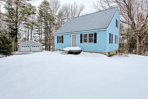 29 Augusta Road Topsham ME 04086