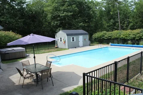 3 Meadow Crossing Drive Gorham ME 04038