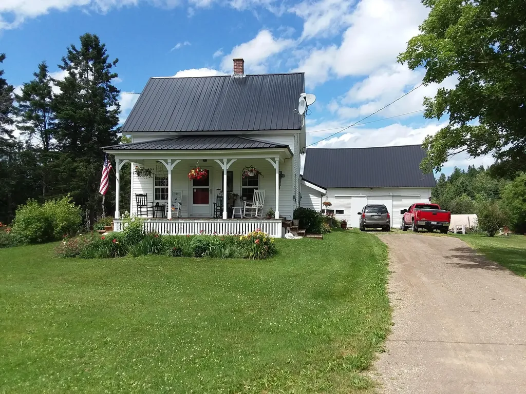 124 Snow Road Bridgewater ME 04735