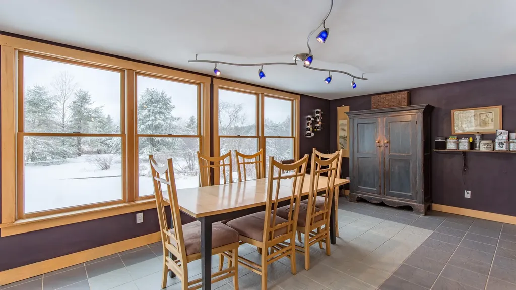 166 East Elm Street Yarmouth ME 04096