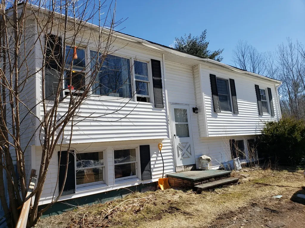 145 Williams Road Newport ME 04953