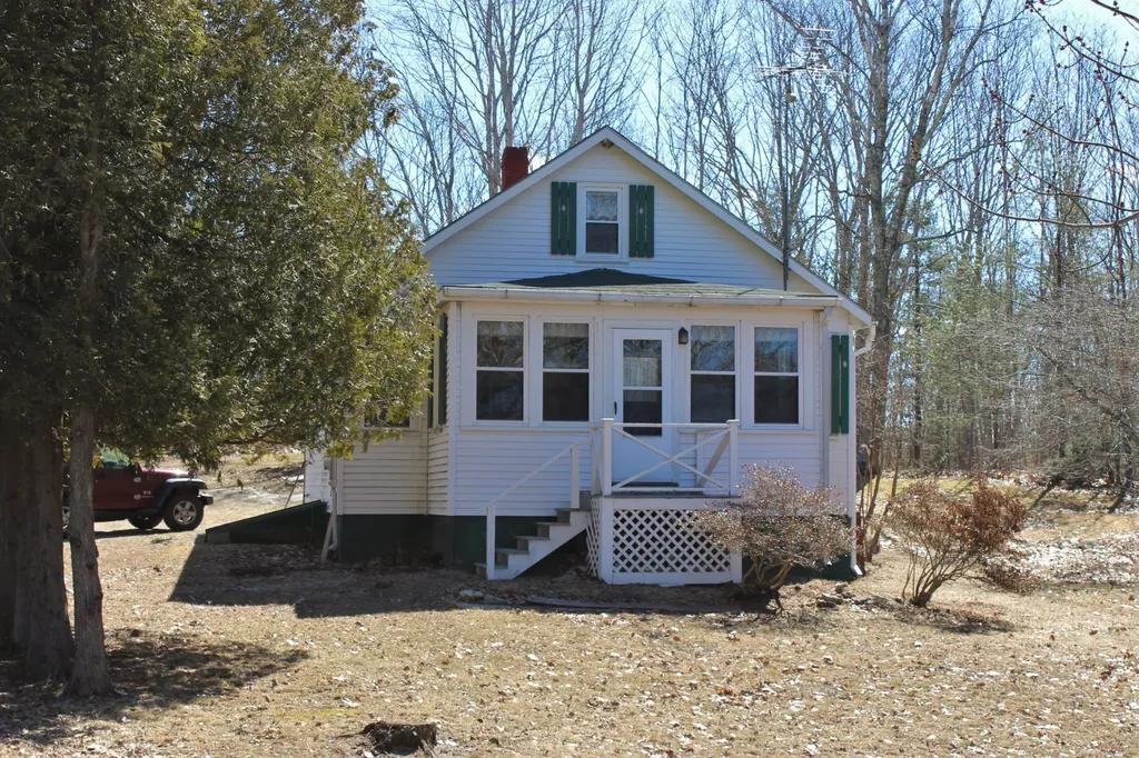 526 Wiscasset Road Boothbay ME 04537