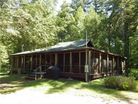 58 W Hathaway Lane Rome ME 04963