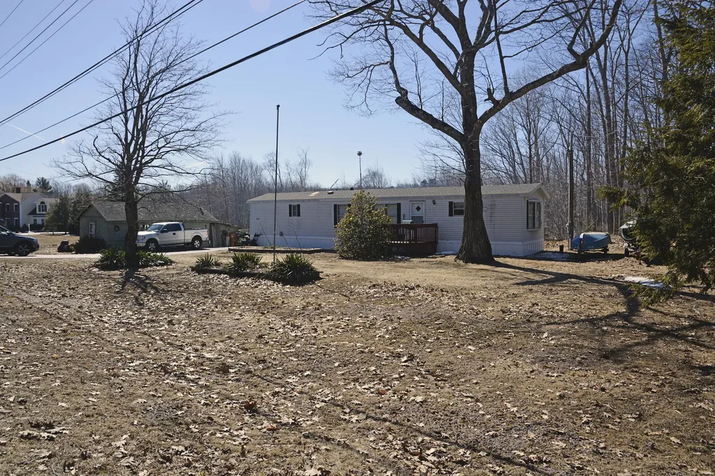 579 Commercial Street Rockport ME 04856