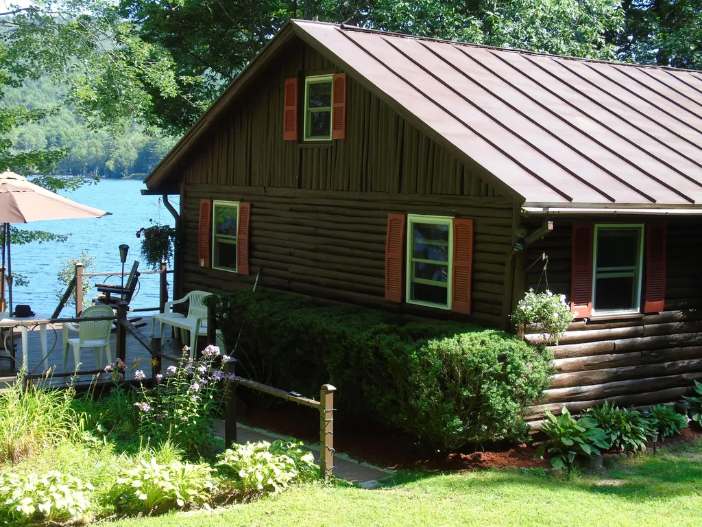 384 Green Woods Road Peru ME 04290