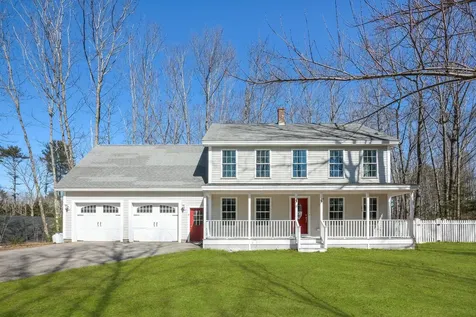 19 Zachary Lane Kennebunk ME 04043
