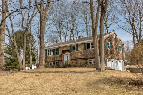 9 Puritan Drive Scarborough ME 04074