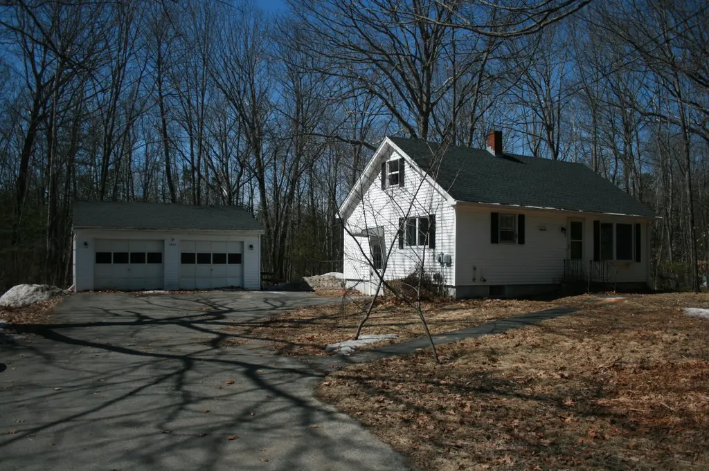1844 Essex Street Bangor ME 04401