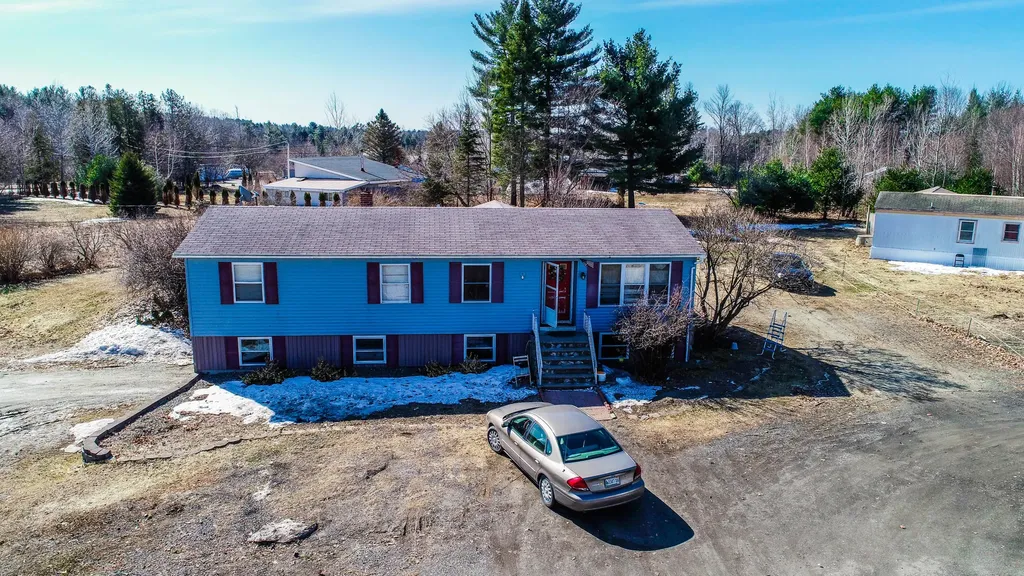 30/32 Stony Brook Road Augusta ME 04330