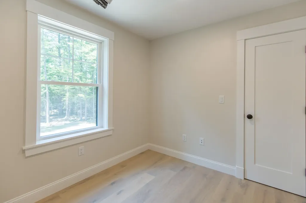 1 Paddington Place Falmouth ME 04105